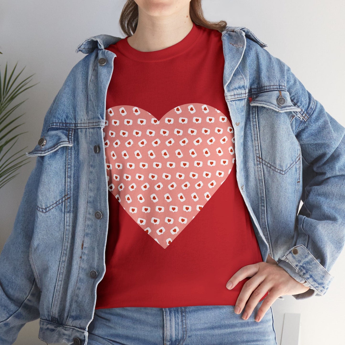 Heart Thought Bubble T-shirt: Wear Your Thoughts with Style