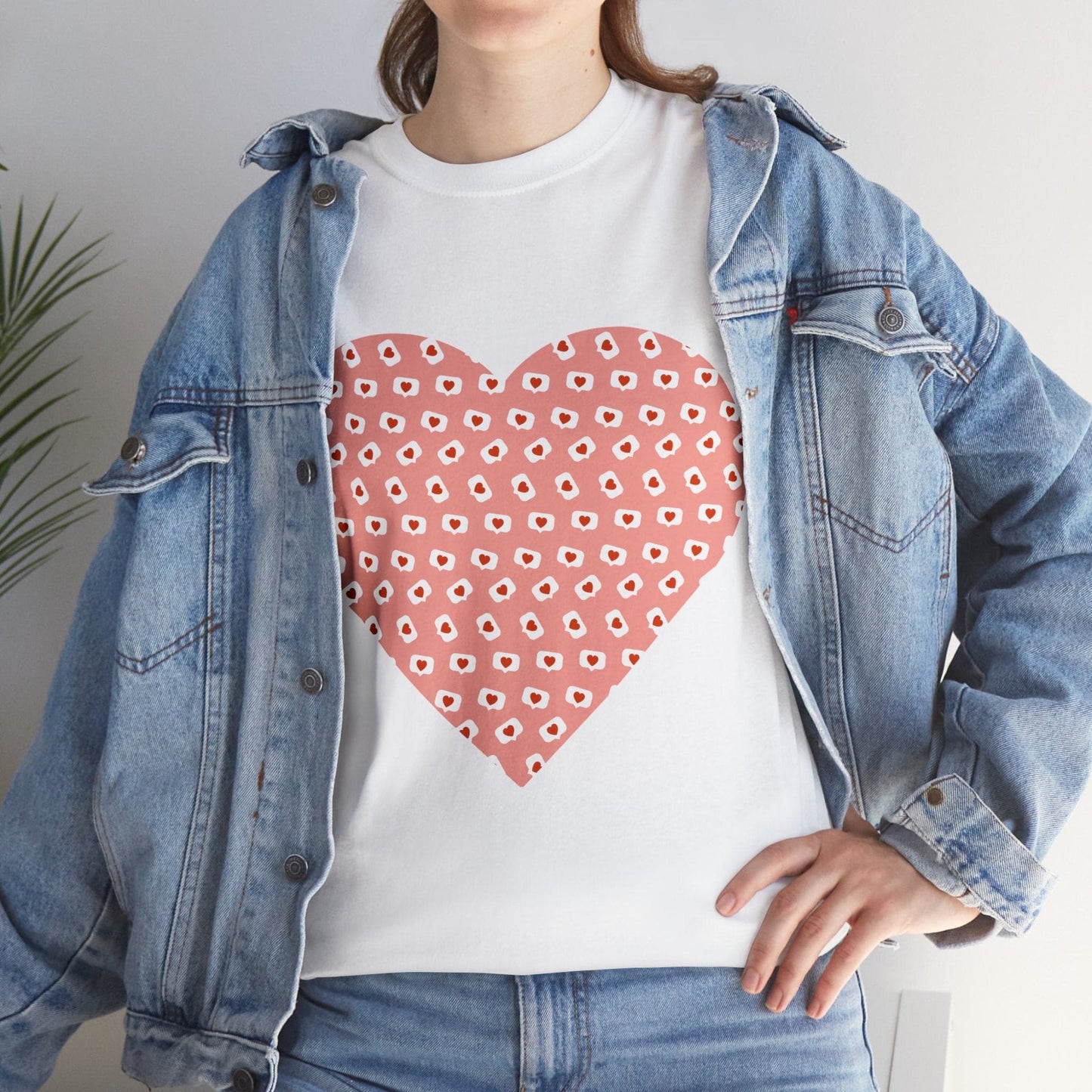 Heart Thought Bubble T-shirt: Wear Your Thoughts with Style