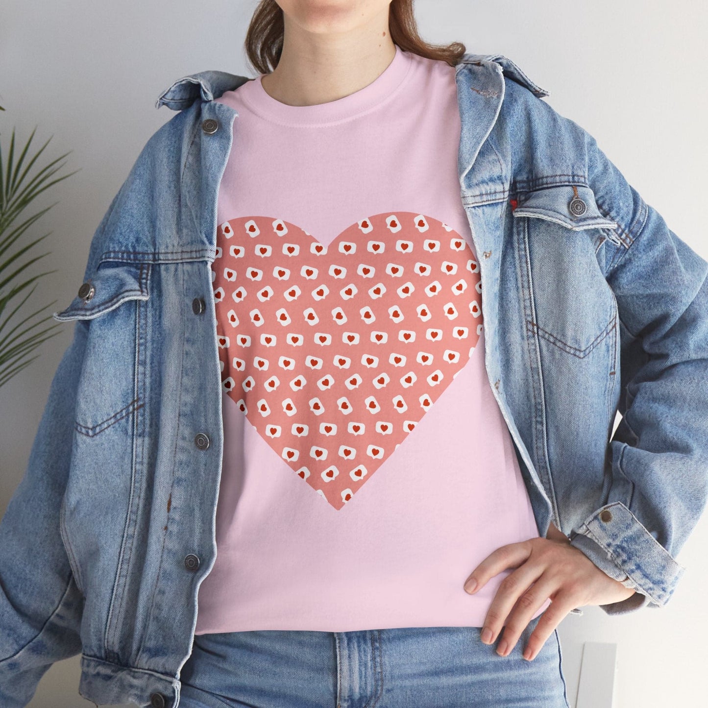Heart Thought Bubble T-shirt: Wear Your Thoughts with Style